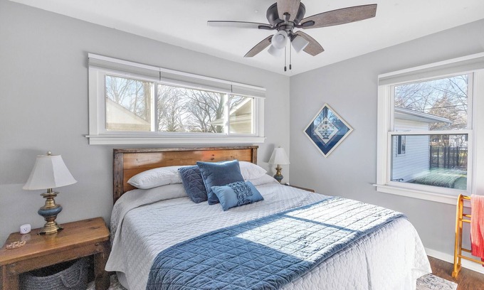 Frankenmuth Bed & Breakfast | Indulgent King Room at Bed and Breakfast with Hot Tub