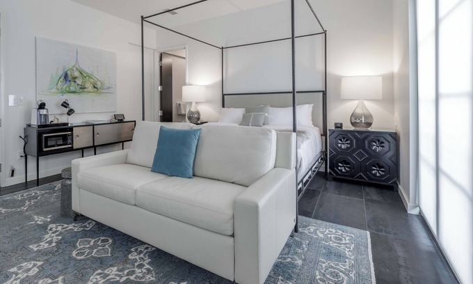 West End Hotel | King Suite w/Balcony | 121 Hotel by AvantStay