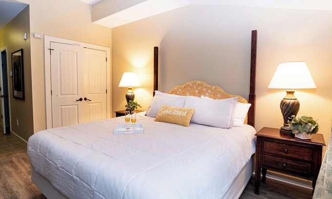 St. Augustine Condo | Top-Rated Suite with Kitchenette, Pool & Hot Tub Access