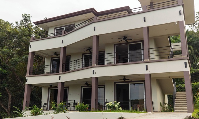 Caletas Villa | Indulgent King Suite with Rooftop Terrace in Playa Coyote