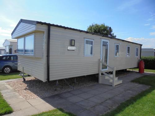 Ingoldmells Apartment | Family-Friendly Kingfisher: 8 Berth & Central Heating