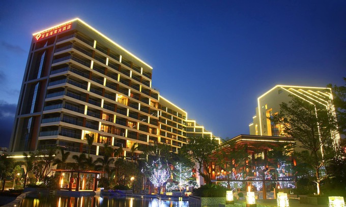 Yantian Hotel | Elegant Kingkey Palace Hotel Shenzhen with Ocean View & Pool