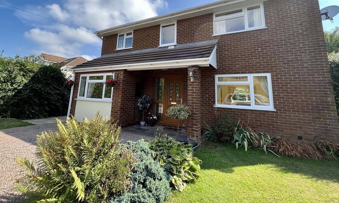 Llangrove Cottage | Pet Friendly KINGSFORD HOUSE in Whitchurch, Herefordshire