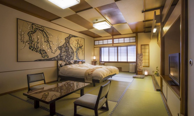 Kinosaki Onsen House | Experience Kinosaki Onsen Hanakouji Saigetsu with Top Amenities