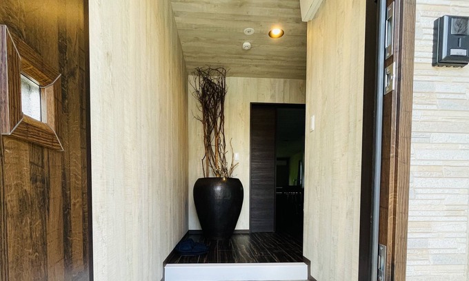 Niseko Condo | Experience KIRAKU - Family-Friendly Retreat with Spa Amenities