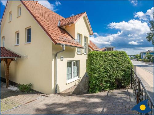 Seebad Bansin House | Child-Friendly Stay at Kirchstr 4a - 10/10 Guest Rated