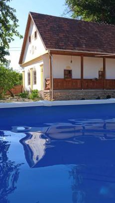 Josvafo House | Experience Kiscsermely Vendégház: 9.9/10 with Ocean Views