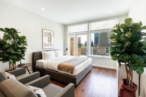 Central Business District Apartment | Modern Kislak 604 Penthouse with Rooftop Terrace Escape