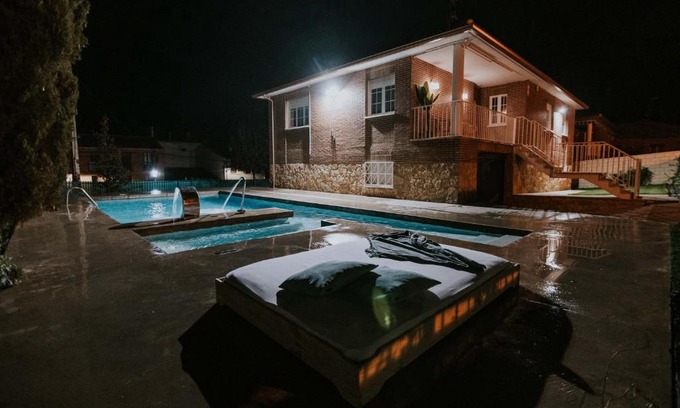 Ollauri House | Discover KISO 411: Oceanfront Bliss with Pet-Friendly Amenities