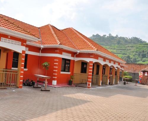 Kisoro House | Inviting Kisoro Homely Suites with Hot Tub for Families