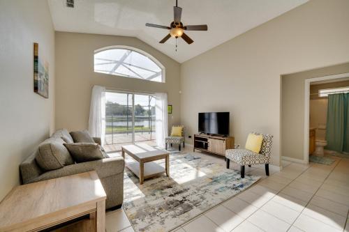 Seasons House | Ideal Kissimmee Retreat with Pool Near Disney Parks