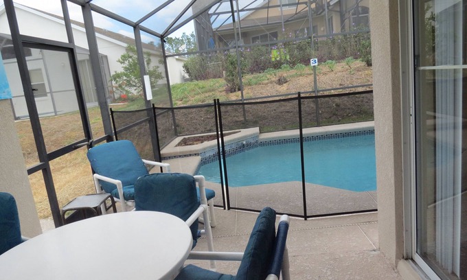 Lindfields House | Family-Friendly Pool Homes Near Kissimmee Maingate