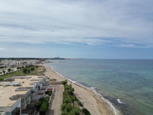 Lendinuso Apartment | Oceanfront Retreat for Kitesurf & Boat Enthusiasts