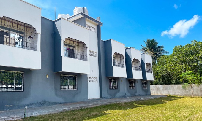Gede Apartment | Cozy Kitra Homes: A Comfortable Studio Retreat for Families