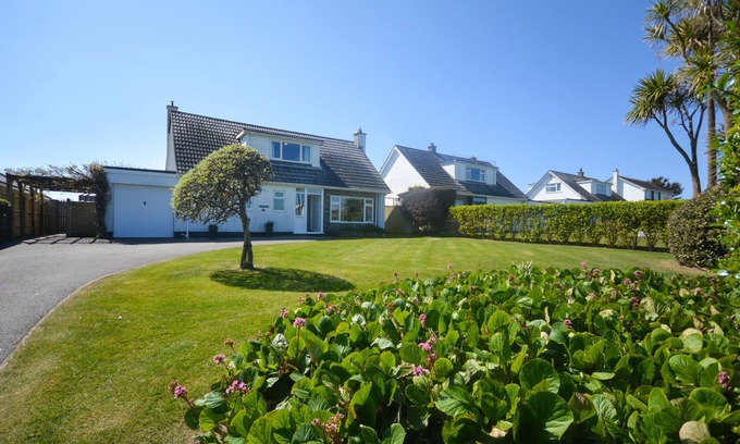 Constantine Bay House | Discover Kittiwake in Constantine: Pet-Friendly Retreat