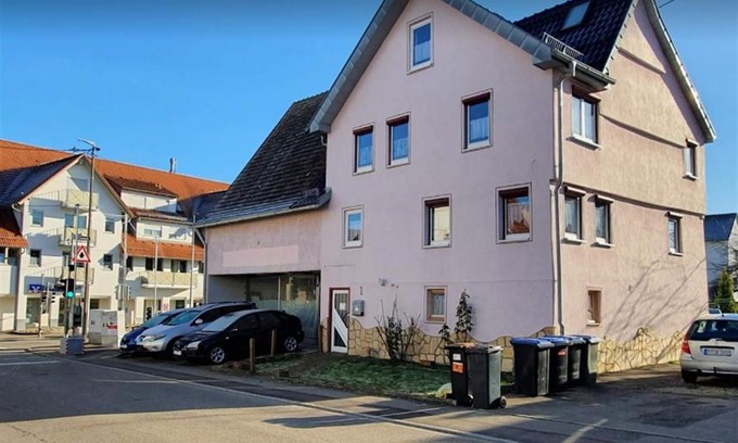 Strick Hotel | Family-Friendly Stay at Kivi Immobilien - Book Your Escape!