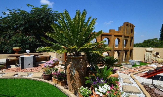 Northcliff Bed & Breakfast | Inviting Kiwara Guesthouse: 4-Star Stay with Breakfast & Kitchen