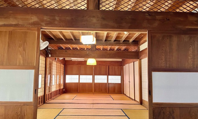 Takasaki House | Discover Kiyomizu House: Pool, Spa & Perfect 10/10 Rating