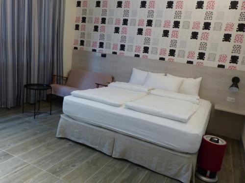 Yancheng District House | Charming KLA B&B: Guest Rated 9.4 with Kitchen Access