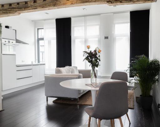 Schipperskwartier Apartment | Family-Friendly Klapdorp with Kitchen Amenities and Great Rating