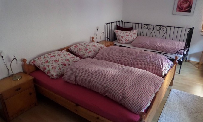 Neuffen House | Delightful Klara's Cottages - Pet Friendly & Family Ready
