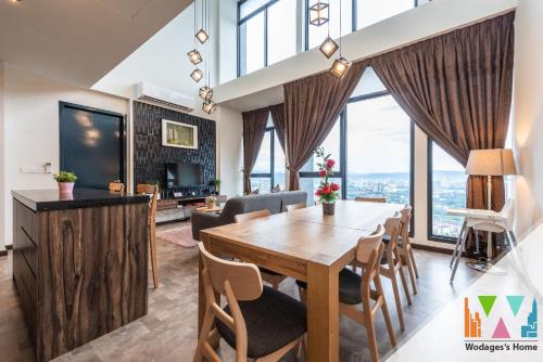 Titiwangsa Apartment | Family-Friendly KLCC View Loft with Pool and Hot Tub