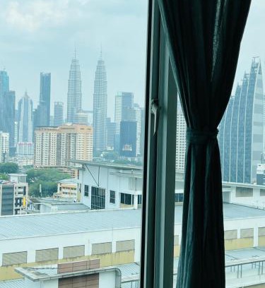 Titiwangsa Sentral Apartment | Discover VUE Residences: Prime Klcc View, Close to Transit