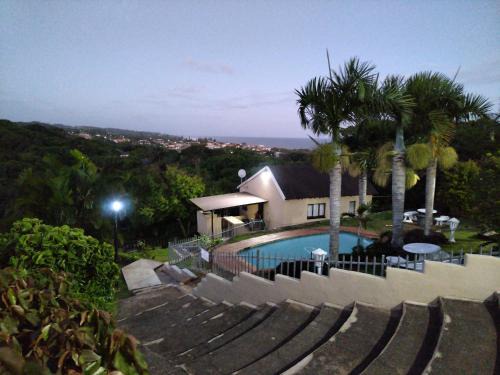 Port Shepstone Apartment | Discover Klein Paradys: Family-Friendly with a Pool