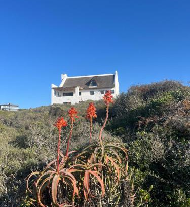 Boggoms Bay Villa | Experience Kleinbos Beach Villa with Oceanfront Views