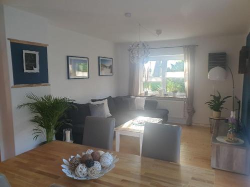 Stakendorf Apartment | Discover Kleine Auszeit: Guest Rated 9.2 & Pet Friendly