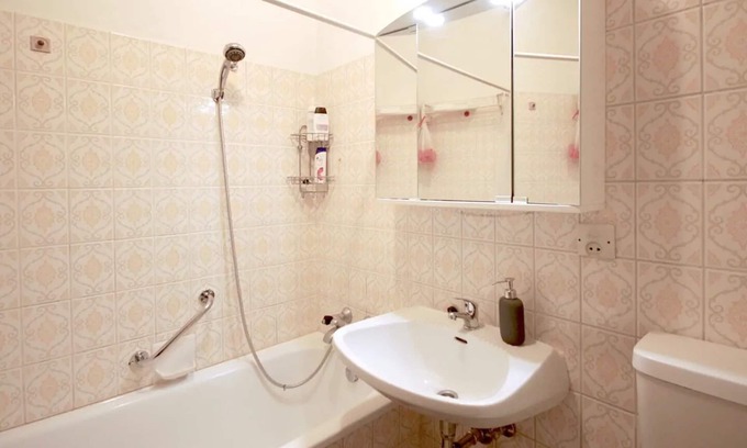 Parsch Condo | Budget-Friendly Kleine Zentrale Stadtwohnung in City Center
