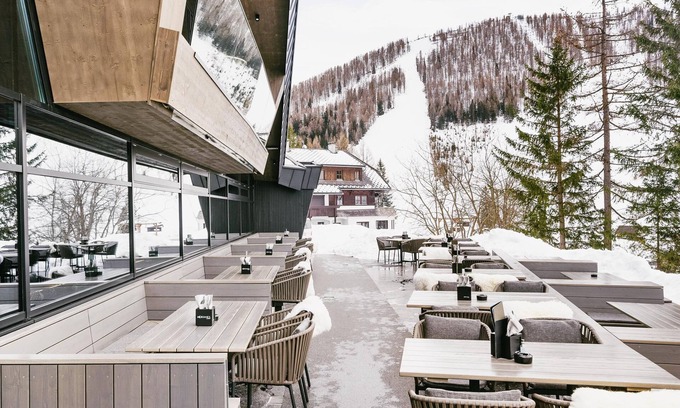Hinterstoder Apartment | Kleiner Priel - Family-Friendly Resort with Breakfast Included