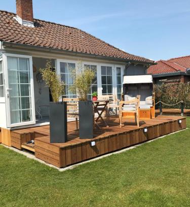 Dahme Villa | Cozy Retreat Just 500m from the Beachfront Promenade