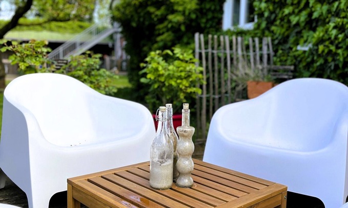 Sankt Michaelisdonn Bed & Breakfast | Cozy Kleines Landhotel Rehedyk with Breakfast & Family Perks