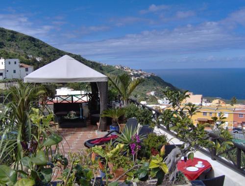 El Guincho Apartment | Cozy Studio with Sea View for an Unforgettable Getaway