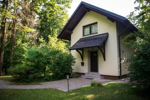 Kranj Apartment | Discover Kleinhaus at the Edge of the Woods - Family-Friendly