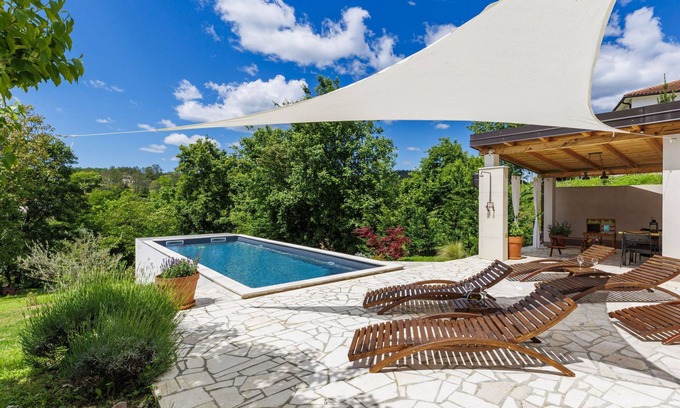 Cerovlje House | Experience Klementini: Oceanfront Bliss with Pool & Spa