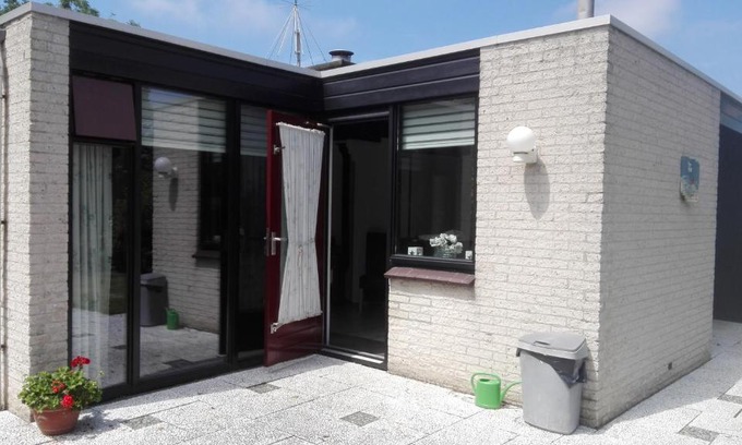 Ouddorp House | Experience Klepperstee Esdoorn 3: Oceanfront Bliss Awaits
