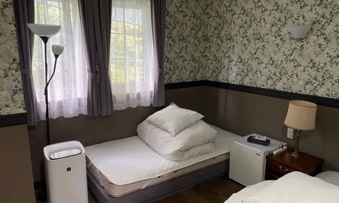 Hakone Hotel | Discover Klingelbear: A Tranquil Forest Retreat in Kanagawa