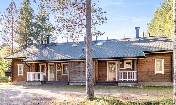 Vuokatti House | Relaxing Lake View Retreat at Klz 8. Koralli by Interhome
