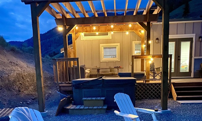 Okanagan-Similkameen Cottage | Perfect Retreat at KMountain Okanagan with Hot Tub & Spa