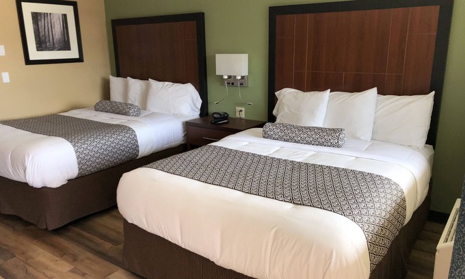Grants Pass Hotel | Discover Knight's Inn Motel: Family-Friendly with Breakfast