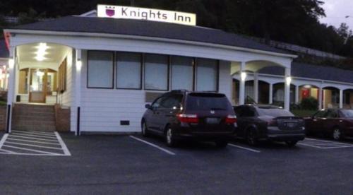 Galax Hotel | Budget-Friendly Knights Inn Galax: Pet Friendly & Accessible