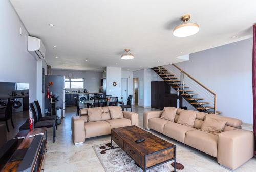 Century City Apartment | Elegant Knightsbridge 902E with Pool and Hot Tub Access