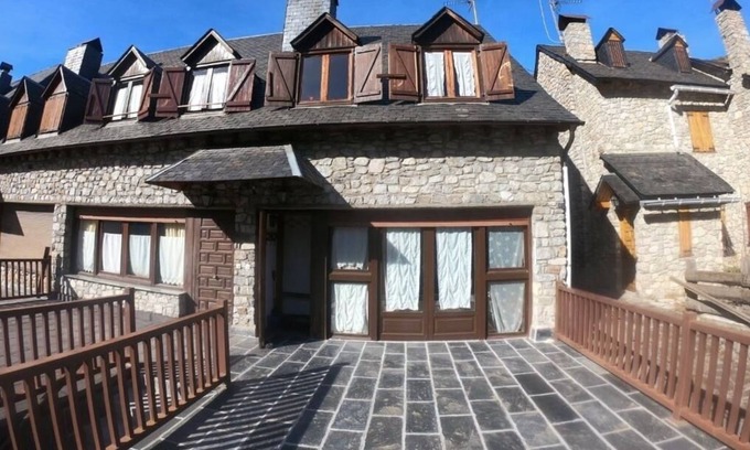 Arties House | Experience Mountain House in Arties with Spa & Breakfast