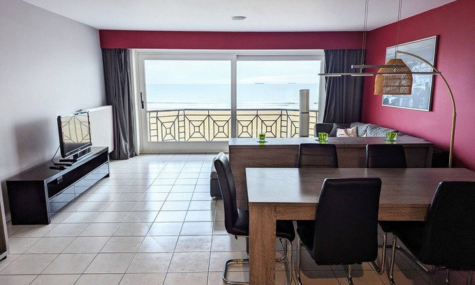 Het Zoute Apartment | Ocean View Apartment at Le Zoute with Premium Amenities