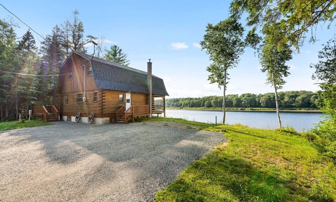 Chelmsford Cabin | Waterfront Views at Knotty Pines - Family & Pet Friendly
