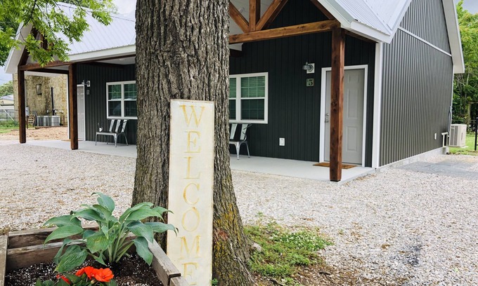 Mountain View Cabin | Inviting Knotty Squirrel King Suite with Kitchen & Breakfast