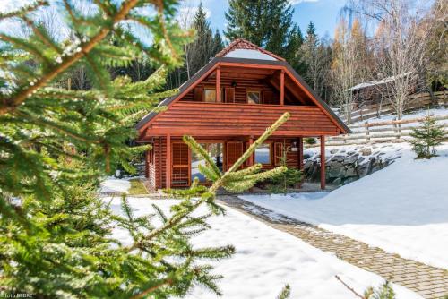 Slovenska Bistrica Ski Chalet | Discover Koča na Planini: Guest Rated 9.7 with Breakfast