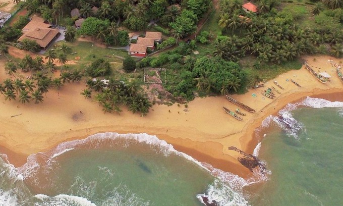 Ampenyi Resort | Pet-Friendly Ko-Sa Beach Resort with Oceanfront Views